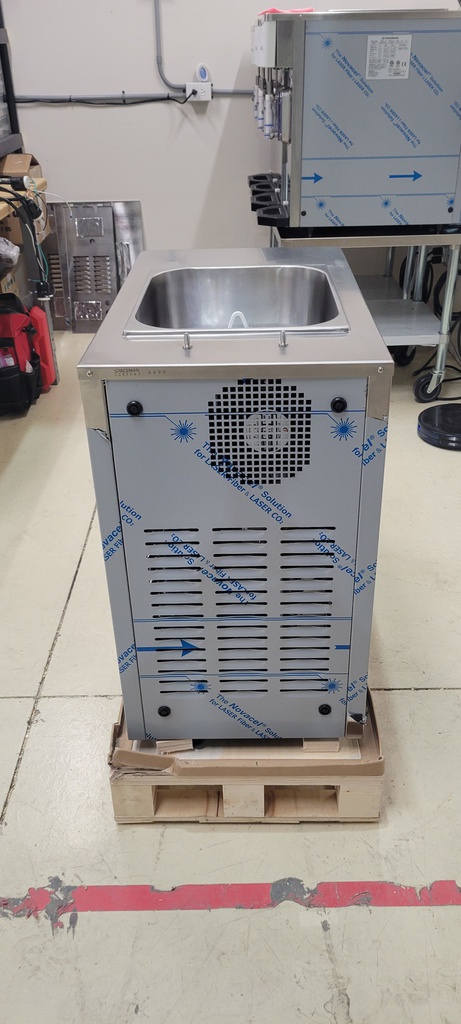 Spaceman 6690-C single flavor, high ouput, frozen drink and milk shake machine