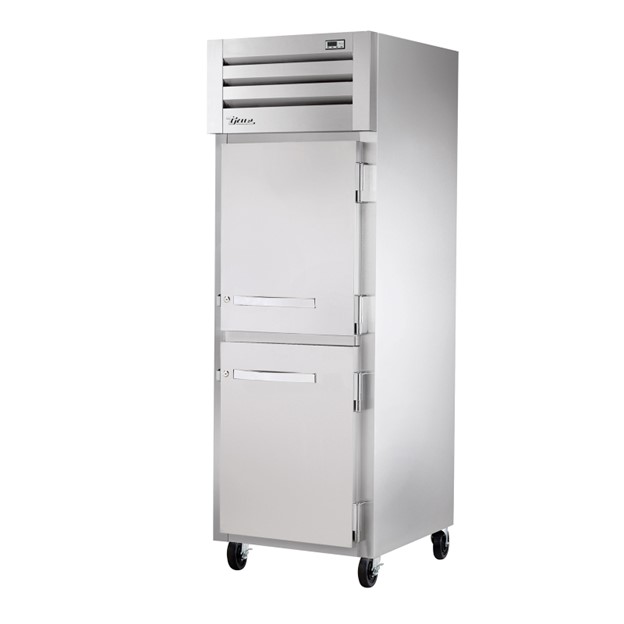 TRUE  STA1H-2HS 1 Door Reach-In Heated Cabinet